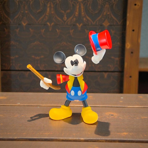 2019 Hallmark Keepsake Disney Mickey's Circus Movie Masterpieces Christmas Tree Ornament #8 in Series