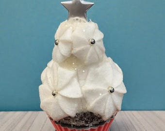 Hallmark Keepsake Star-Tipped Sweetness Glittery Christmas Cupcake Tree Ornament (Original Box)