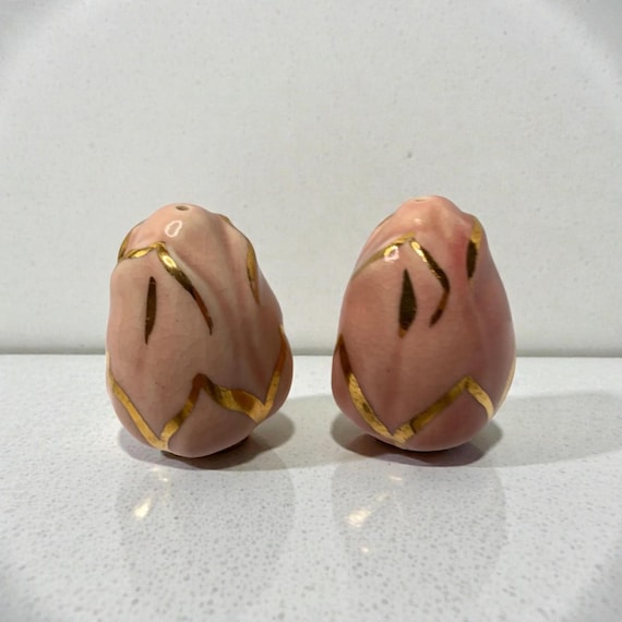 Vintage Mid-Century Ceramic Rosebud Salt and Pepper Shakers: Pink & Gold Decor