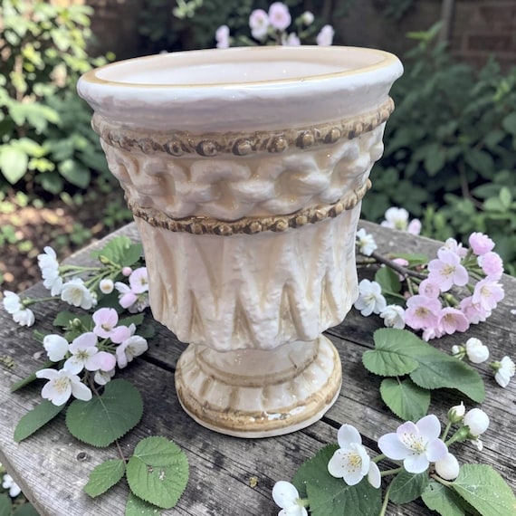 Vintage Napcoware Ceramic MCM Beige & Gold Chain Link Style Urn-Shaped Pedestal Planter #E-7310 (NOS)