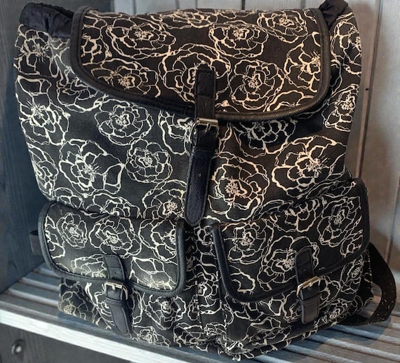 Floral Backpack Purse - Candies Black Bag with Front Pockets