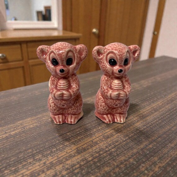 Vintage Pink Bear Salt and Pepper Shakers: 1970s Ceramic Kitsch Decor