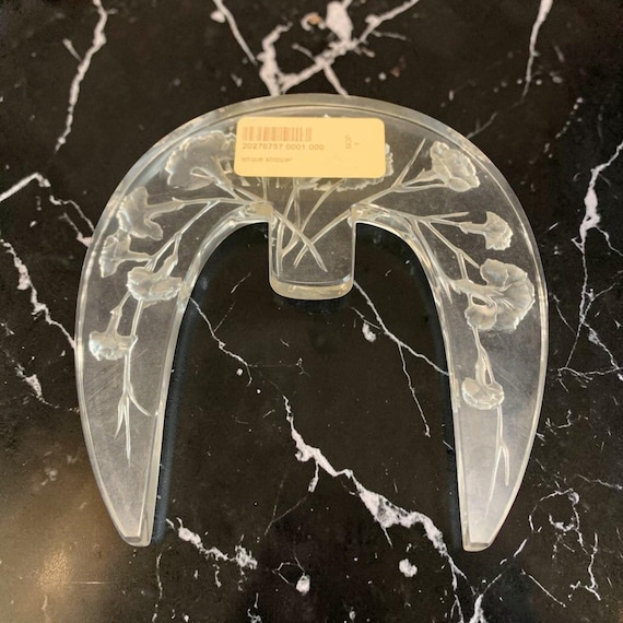 Rene Lalique Carnations Matte Satin Finish Glass Perfume Burner Stopper, 1921 Signed