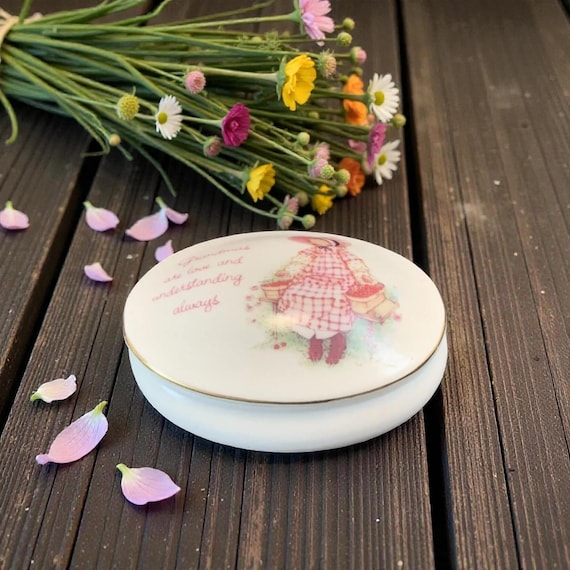 Vintage Porcelain Holly Hobbie Trinket Box Boutique Prototype Sample Grandma's Love Inspirational Quote