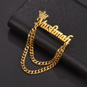 Personalisierter Name Logo Stein Krone Pins Brosche Edelstahl Mode für Männer Frauen Hochzeit Schmuck Geschenk