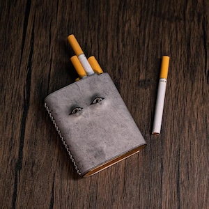 Pipa in pelle bovina, stile retrò, fatta a mano, regalo creativo portatile, portasigarette, occhi, ottone, invecchiato, texture personale