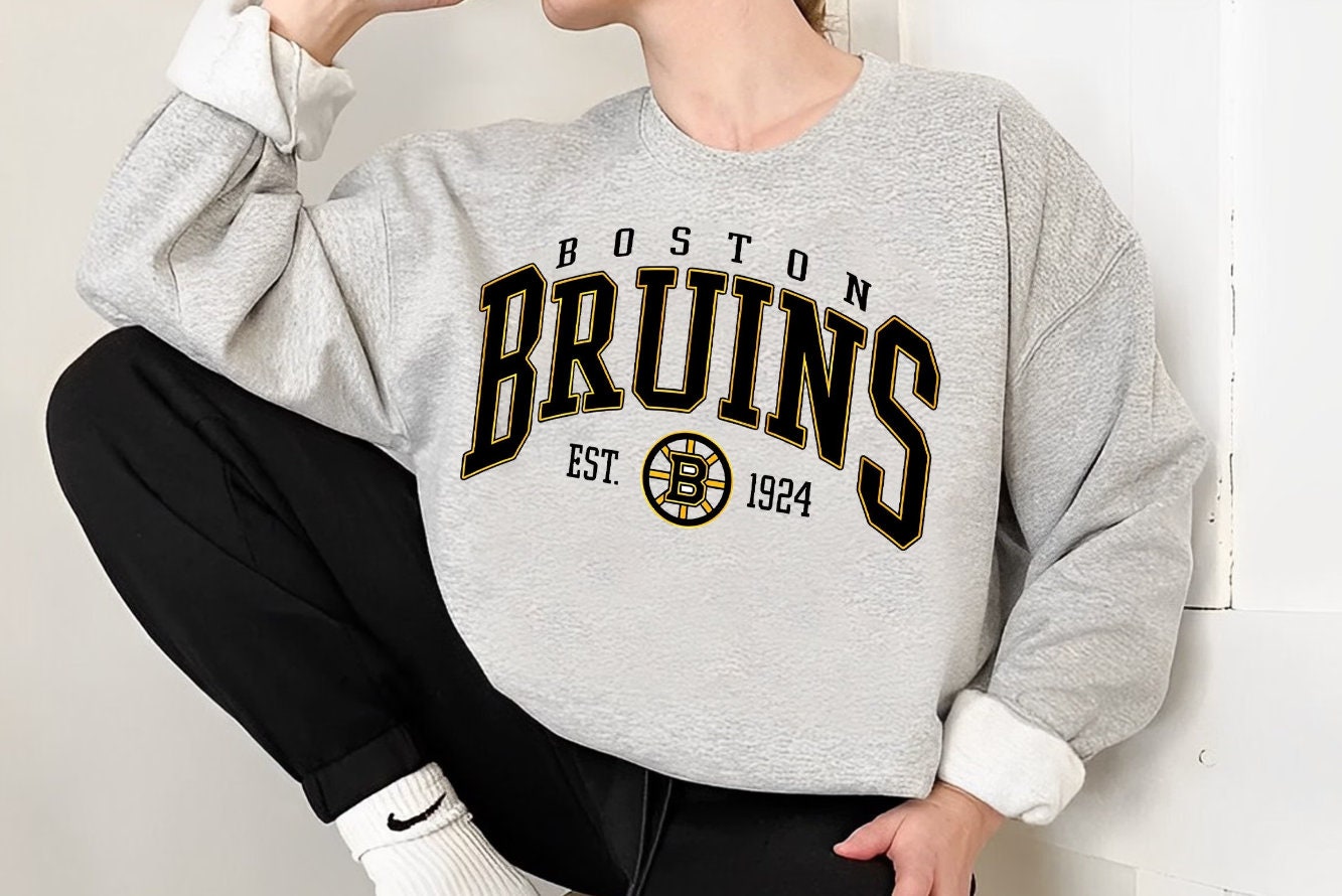 Brad Marchand Vintage Unisex Sweatshirt Boston Bruins Shirt NFL Gift For  Him And Her - Family Gift Ideas That Everyone Will Enjoy