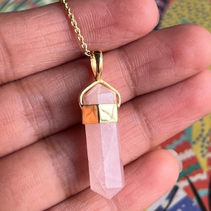 Rosenquarz Stein Double Point Bleistift Anhänger in Silber Healing Crystal Anhänger Rosenquarz Halskette Rosenquarz Anhänger Gold überzogene Anhänger