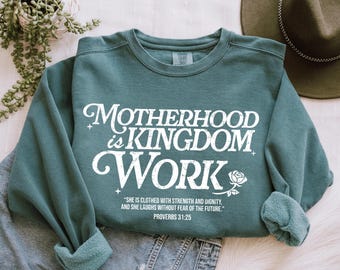 Comfort Colors® Motherhood is Kingdom Work-tröja, kristen mammatröja, retro kristen mammatröja, kristen mors dag-tröja