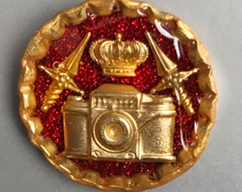 Faux Congressional Pin Camera King/Queen Warrior Heraldry Medal Coat of Arms