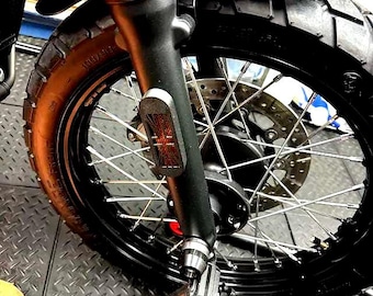 Protetores de refletores de garfo Triumph – Street Twin / Speed Twin / Scrambler / Rocket 3 – Par