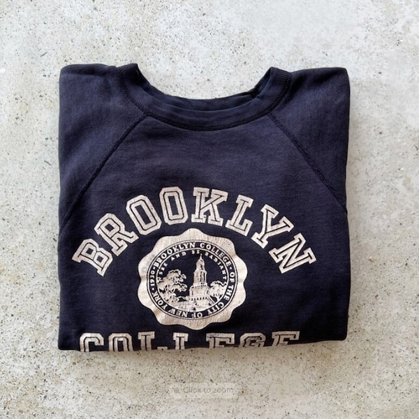 Vintage 90s BROOKLYN COLLEGE University New York Sweatshirt, Brooklyn College Shirt, Brooklyn College Sweater, Brooklyn College Fan