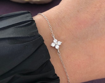 Pulsera de plata de ley S925-Pulsera de cadena de plata S925-Pulsera linda- Pulsera minimalista-Pulsera de flores CZ-Regalo de flor de hortensia CZ diminuta