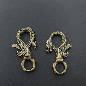 A pair of Retro  brass dragon and phoenix couple keychain
