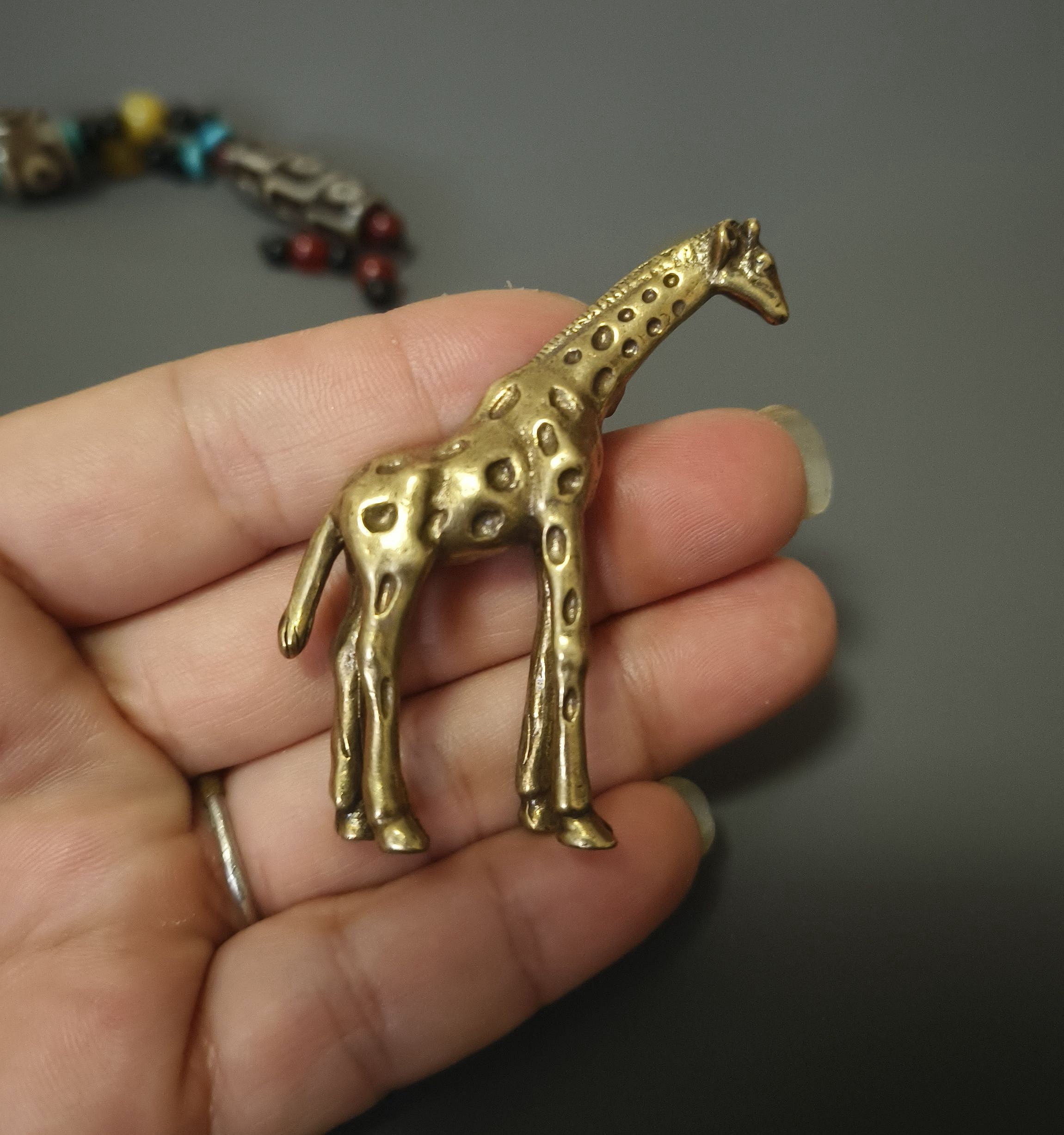 Sculpture Girafe En Laiton - Hauteur 23 Cm, Objet Déco Africain élégant