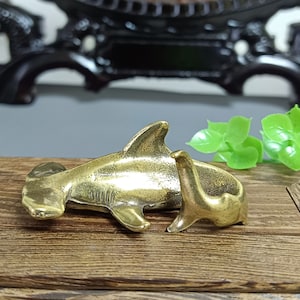 Tiburón martillo de latón creativo, artículos antiguos de bronce para decoración de oficina, regalos, artesanías, colección y decoración.