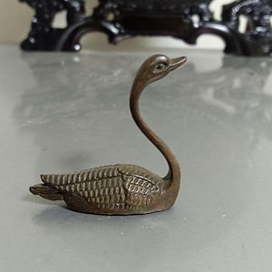 Handmade Retro Solid Red Copper Tea swan/Home Office Study Decoration/Animal Sculpture