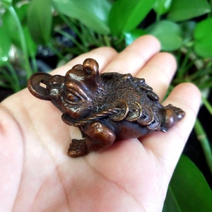Solid copper creative toad tea pet sculpture, home office study desktop decoration ornaments