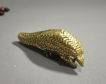 Retro Solid Brass Mini Pangolin Tabletop Decoration Pure Copper Simulation Animal Tea Pet Collection