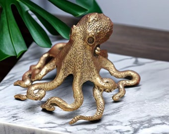 Handmade brass octopus sculpture/home/study/desktop decoration