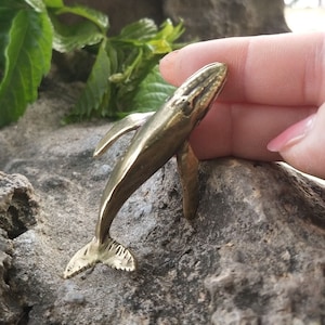 Creative Handmade Pure Copper Small Blue Whale Tea Pet Tea Table Decoration Sea Animal Whale Handicraft Collection