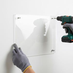 透明プレキシグラス®アクリルシート：DIYクラフトと保護カバー