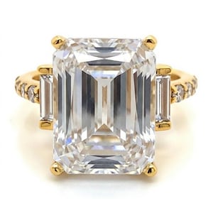 Elizabeth Taylor's Inspired Emerald Cut Diamond Engagement Ring in Sterling Silver Stunning Celebrity Ring Beautifully Crafted Women's Ring
