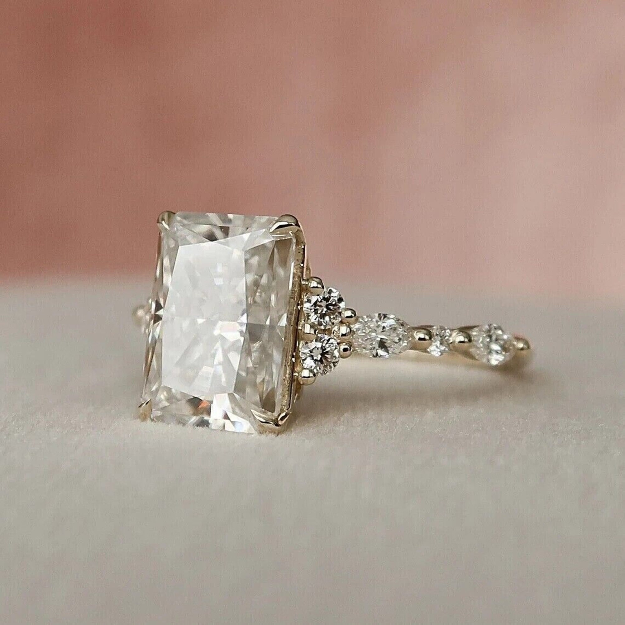3.27 Ct Radiant Cut Diamond Engagement Rings for Women Luxury