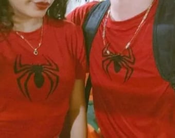 Chemise Spiderman, T-shirt Spiderman, Chemise de couple, Spiderman, Chemise Spidey, Cadeaux pour lui, Cadeaux pour elle, Cadeau d'anniversaire, Miles Morales