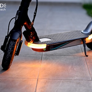 tLight  / tLight Pro - turn signal lights for Xiaomi Electric Scooter Pro 2, Pro, m365, Essential, 1S, Mi 3