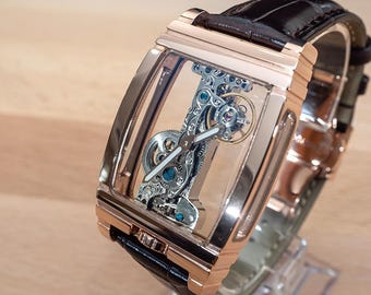 Relógio esqueleto personalizado em ouro rosa: movimento mecânico manual, pulseira de couro marrom