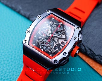 Chronograph Quartz Watch: Sapphire Glass, Luminous Dial, Stainless Steel