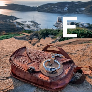 Country Travel Tokens - Travelers Gifts - E