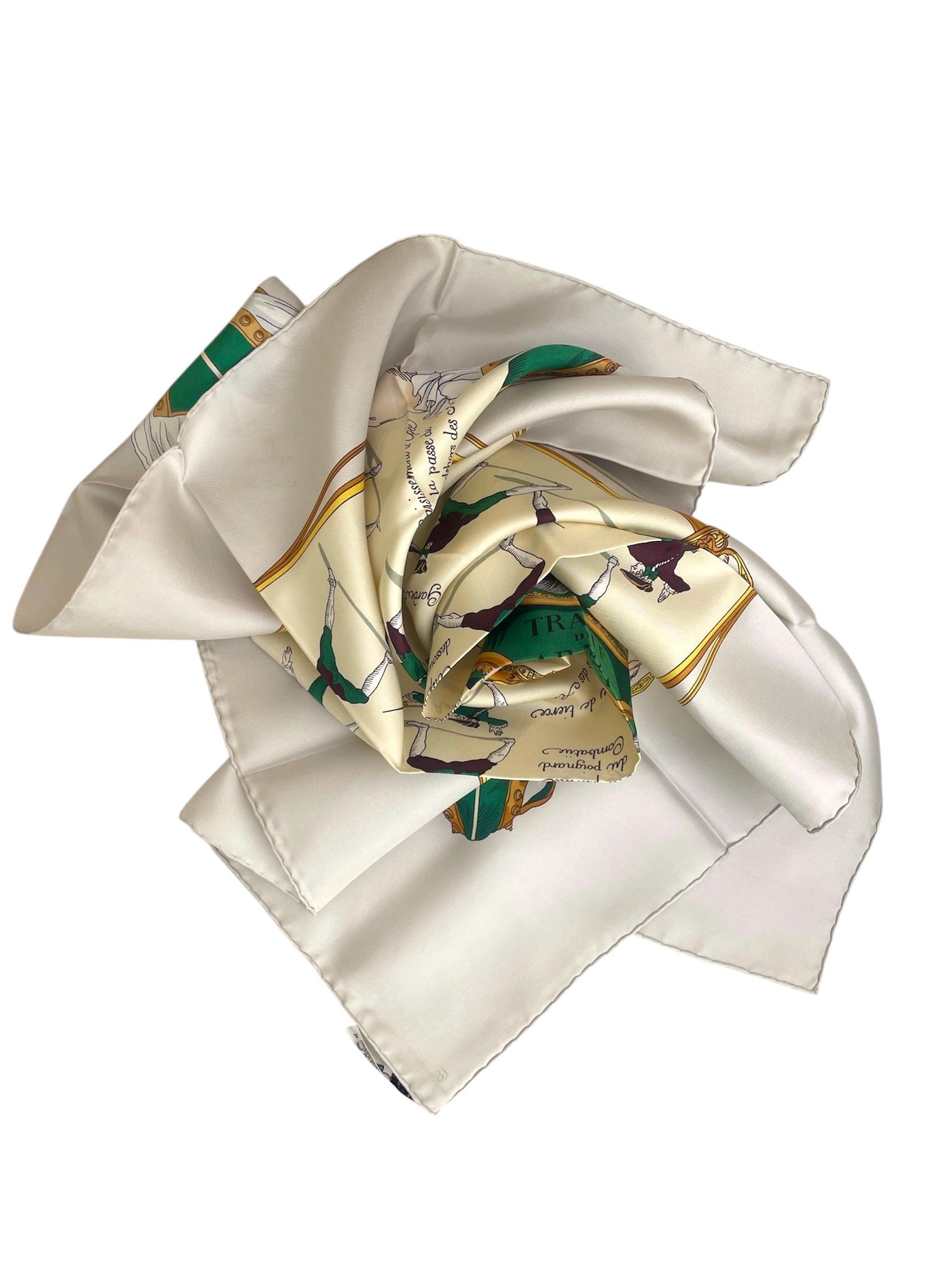 エルメス TRAITE DES ARMES シルクスカーフ Hermès Traité Des Armes Scarf – Vintage 1951 Silk Carre 90cm