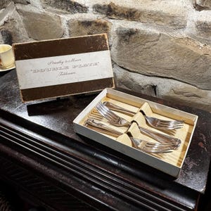 Vintage Silver Plate Boxed Dessert Forks 1950s Priestley & Moore Hatton Garden Double Plate EPNS