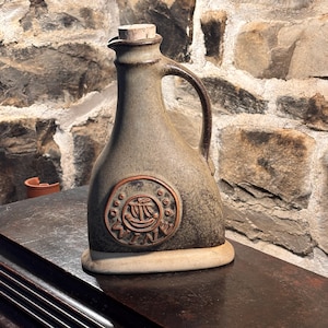 Petaca de cerámica vintage para vino. Fabricación temprana (años 60-70). Tremar Pottery, Cornualles.