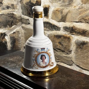 Queen Elizabeth Decanter - Etsy