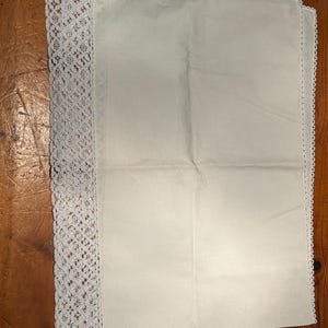 Vintage handmade white lace table runner piece 53cm long