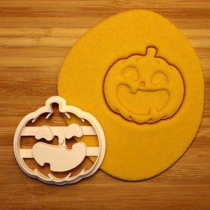 Faccia di zucca di Halloween n. 1 / Utstikker Gresskar / Mostro / Dolcetto o scherzetto / Arte di Halloween / Biscotti spettrali / Mele candite / Dolcetti spettrali