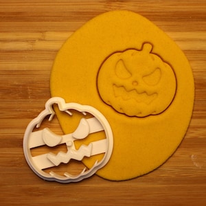 Faccia di zucca di Halloween n. 4 / Utstikker Gresskar / Mostro / Dolcetto o scherzetto / Arte di Halloween / Biscotti spettrali / Mele candite / Dolcetti spettrali