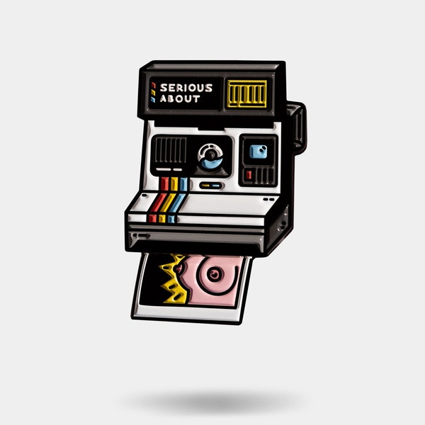 INSTANT CAMERA, sliding enamel pin