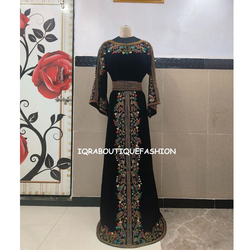 VELVET ABAYA