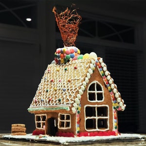Easy Gingerbread House Cookie Cutter Kit. Quality Christmas Gingerbread House Cutters That Really Work.