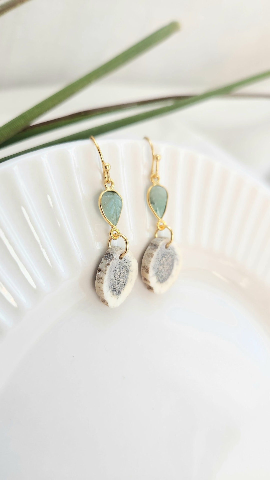 Earrings Ahas Gold Stud - Elk main image 1