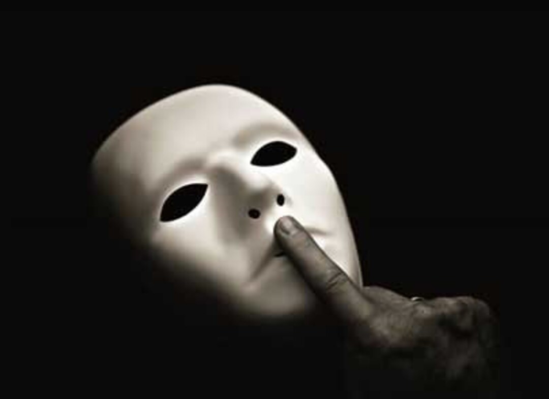 INVISIBILITY Spell/cloak Yourself When You Send Out A Curse/don't Let