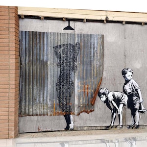 Kids Exposed Shower Peepers by Banksy Wall Prints Framed Canvas Artwork, Graffiti Pictures for Home Living Room, Office, Bedroom