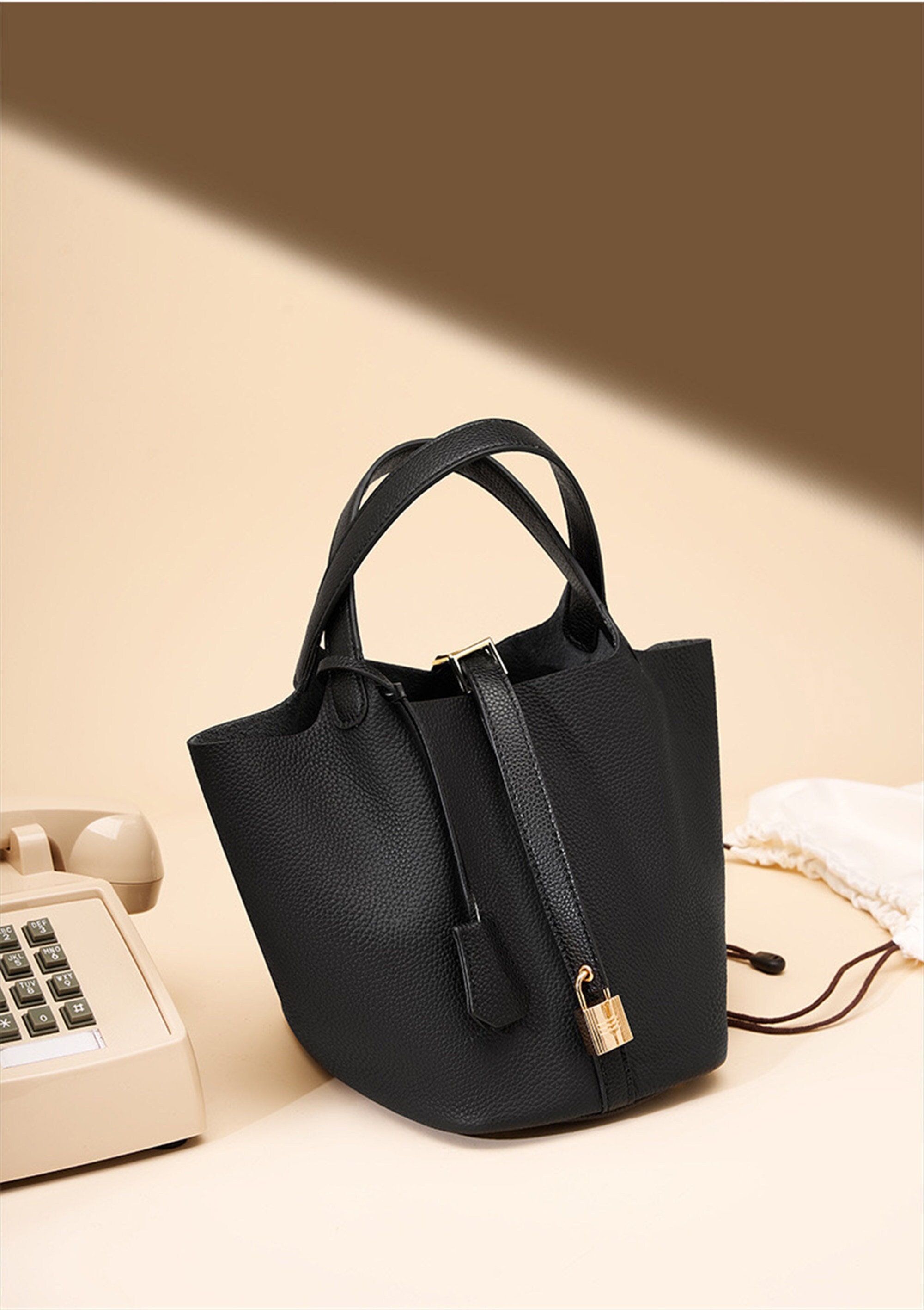 Birkin cargo leather handbag Hermès Black in Leather - 19386572
