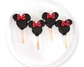 Cakesicles | Minnie Mouse Themed Cakesicles | Disney Cakesicles | Character Cakesicles