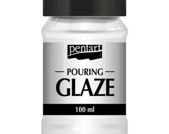 May include: A clear plastic bottle with a black screw-top lid containing Pentart Pouring Glaze. The label features the brand name Pentart, the text Pouring Glaze, and the volume 100 ml printed in black on a silver and white background.