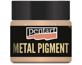 Puede incluir: Un pequeño frasco de pintura dorada metálica con tapa y etiqueta negras. La etiqueta dice "pentart METAL PIGMENT".